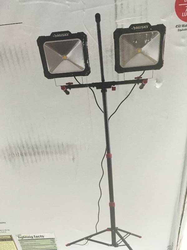 lot 12 image: HUSKY 7000-Lumen Twin-Head LED Work Light