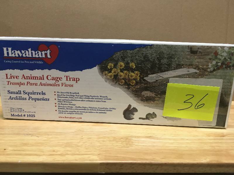lot 36 image: HAVAHART Small 2-Door Animal Trap
