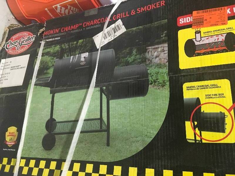 lot 101 image: Char-Griller Smokin Champ Charcoal Grill Horizontal Smoker in Black not used