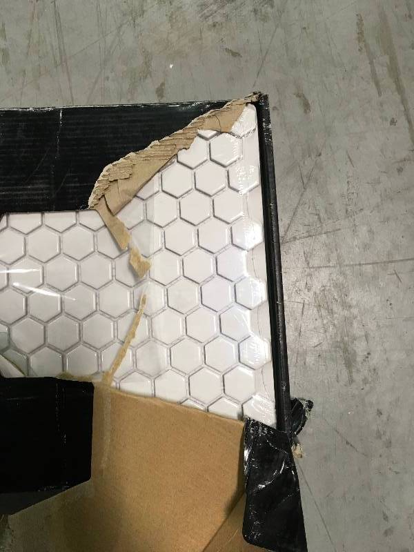 lot 88 image: Design Ideas Box Mosaic tiles can be cut to make borders not used
