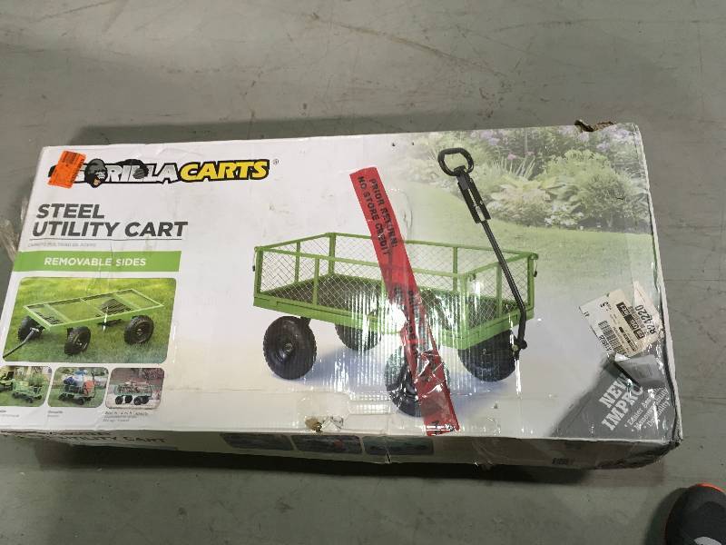 lot 93 image: GorilaCarts 800 lb. Steel Utility Cart in good conditions