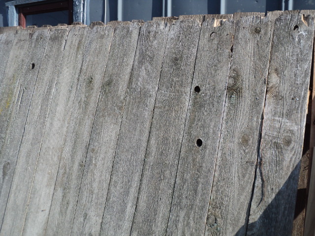 4 fence panels - boards are 5 12 ...