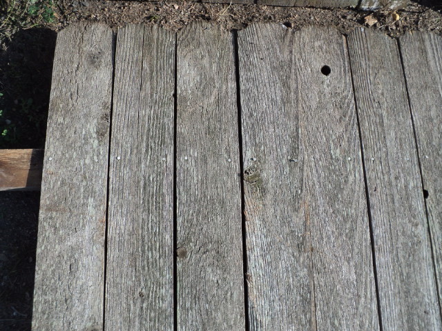 4 fence panels - boards are 5 12 ...