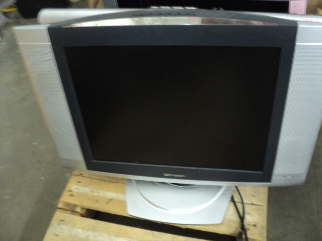 Emerson 20 TV with remote - powers...