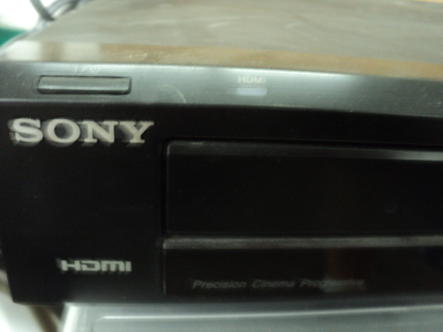 Sony DVDCD Changer - powers on...