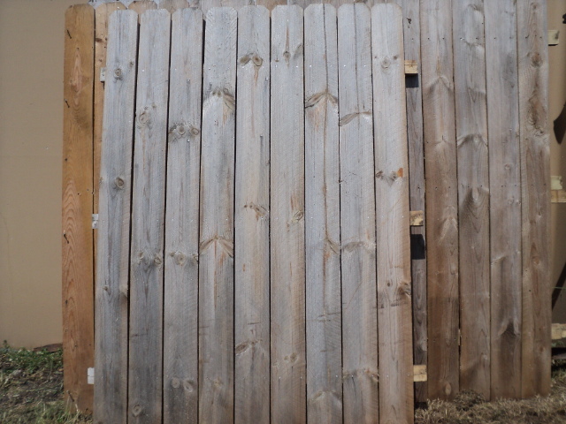 4 dog-eared fence panels - 5 12 x...