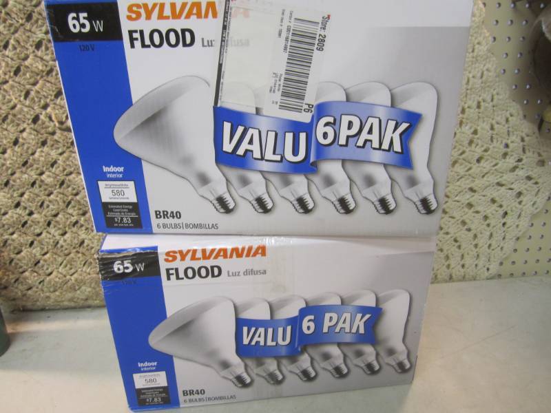 lot 24 image: 2 Boxes of Valu 6 Pak Sylvania 65W ...