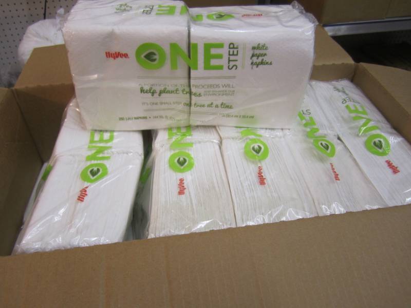 lot 42 image: Case of 4500 White Paper Napkins 18...