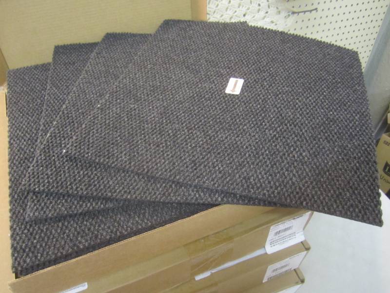 lot 116 image: 4 Cases of Traffic Master Caserta B...