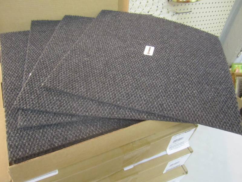 lot 117 image: 4 Cases of Traffic Master Caserta B...