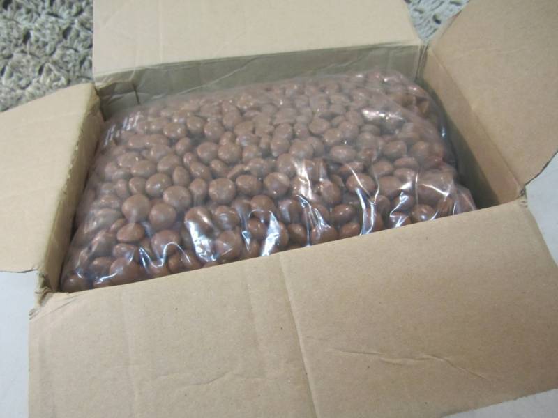 lot 147 image: Box Full of Milk Chocolate Toffee ...