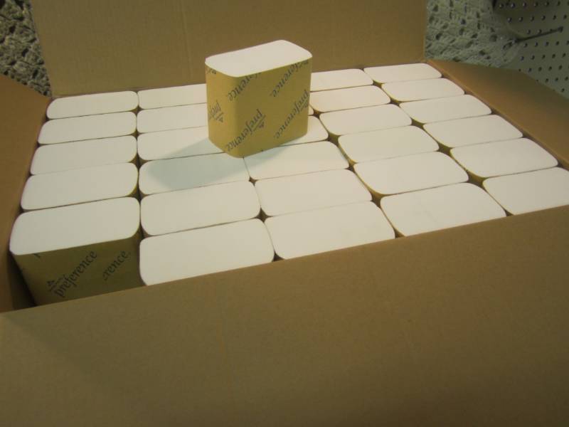 lot 167 image: Case of 2-Ply White Interfolded Bat...