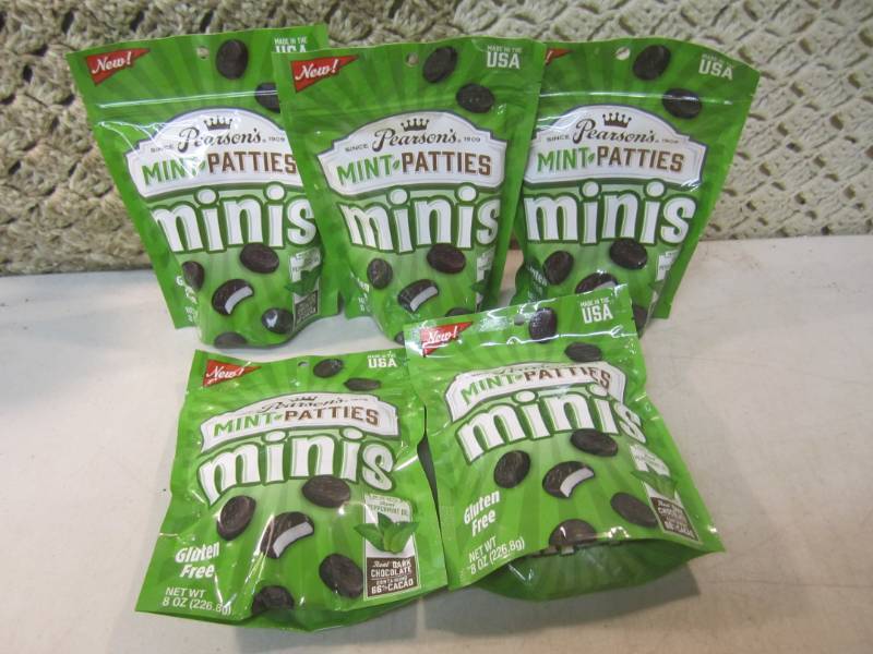 lot 225 image: 5 Bags of Pearsons Mint Patties Min...
