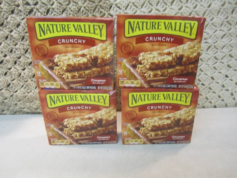 lot 237 image: 4 Boxes of Nature Valley Crunchy Ci...