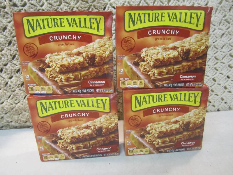 lot 238 image: 4 Boxes of Nature Valley Crunchy Ci...