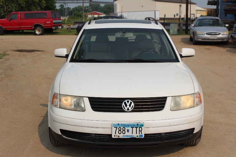 2001 Volkswagen Passat GLX V6 Wagon