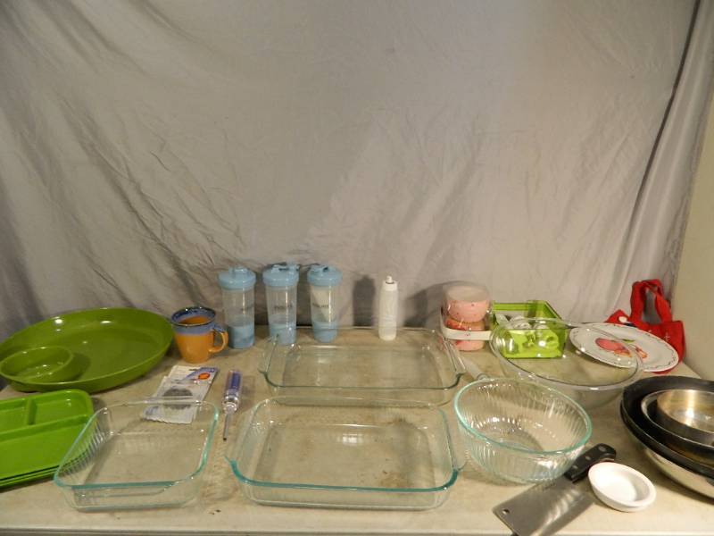 Pyrex and Kitchen Items