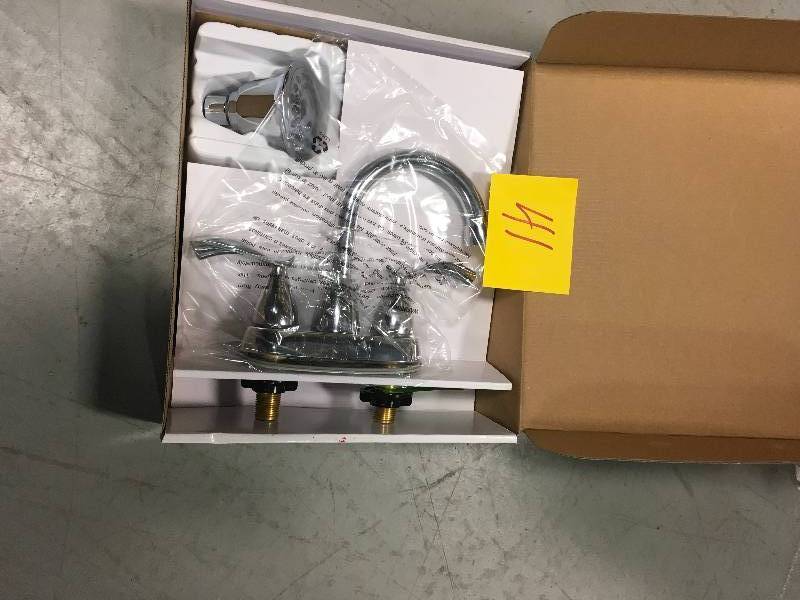 lot 41 image: Glacier Bay Edgewood 4 in. Centerset 2-Handle Bathroom Faucet with 3-Spray Showerhead in Chrome not used