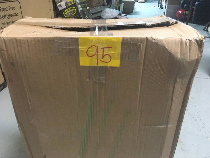 lot 95 image: Emsco Group Patio Grow Box - EMSCO INC.