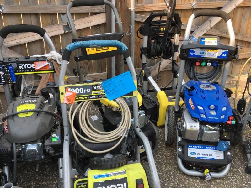 Salvage lot of assorted preassure washer for parts or repair