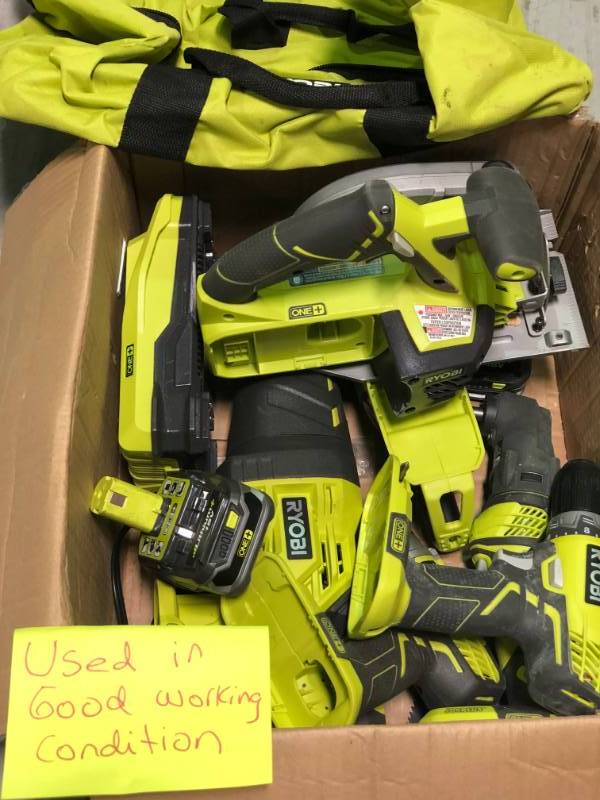 Ryobi 18-Volt ONE Cordless Lithium Ion 6-Tool Combo Kit with (1) 1.5 Ah Batteries, Charger, and Bag used in working condition