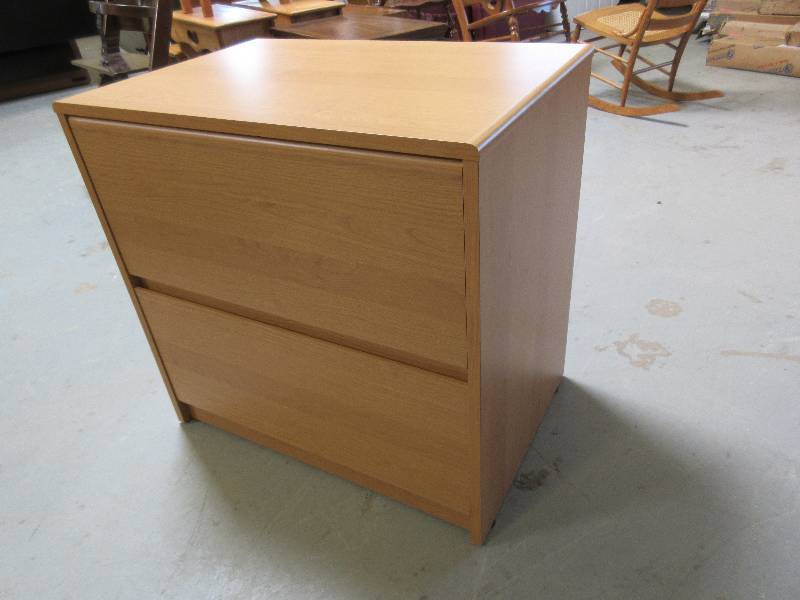 lot 110 image: LATERAL FILE CABINET