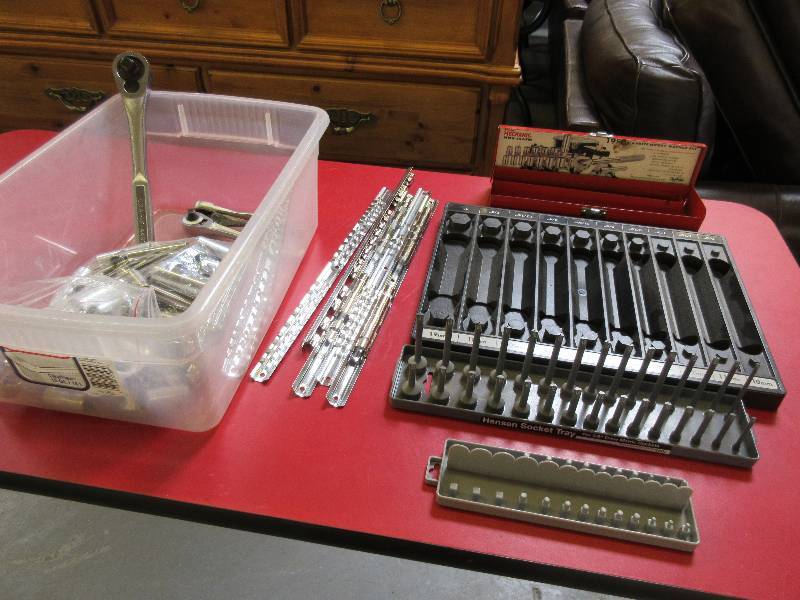 lot 152 image: SOCKETS, HOLDERS, DRIVERS
