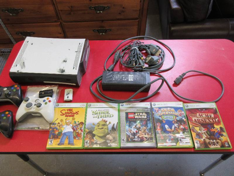 lot 161 image: COMPLETE X BOX 360 WITH ACCESSORIES AND GAMES