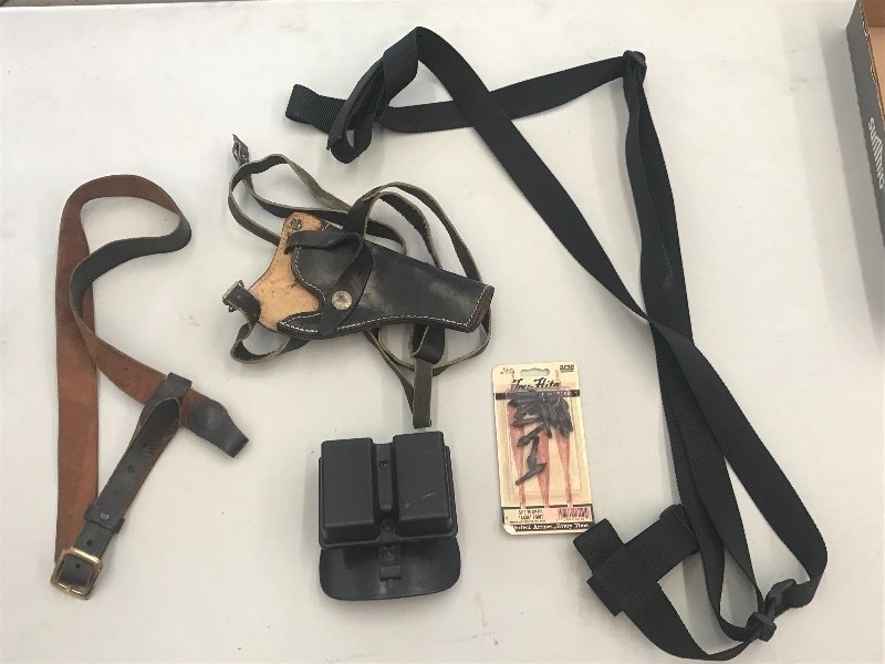 Lot Of Assorted Pistol & Magazine H...