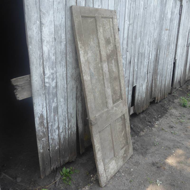lot 33 image: Antique Door Lot #1