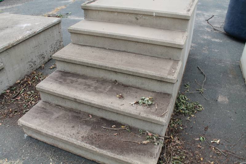 Precast Concrete Steps