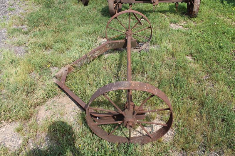 Wagon Axle Lawn Ornament