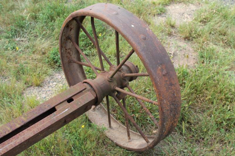 Wagon Axle Lawn Ornament