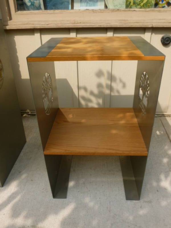 lot 12 image: Store Display Shelf
