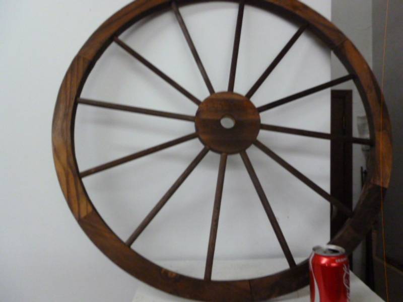 lot 27 image: Home Decor