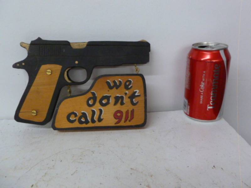 lot 33 image: Sign