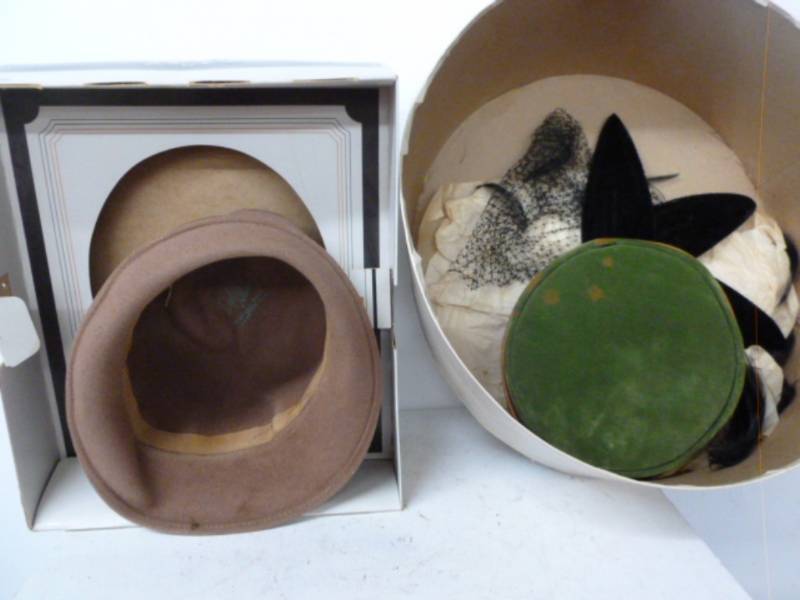 lot 37 image: Vintage Hats