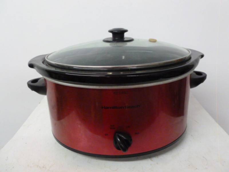 lot 63 image: Crock Pot