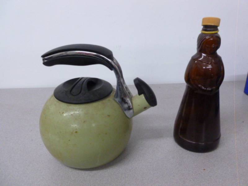 lot 110 image: Kitchen