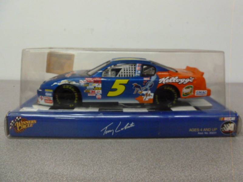 lot 114 image: Die Cast Metal Race Car