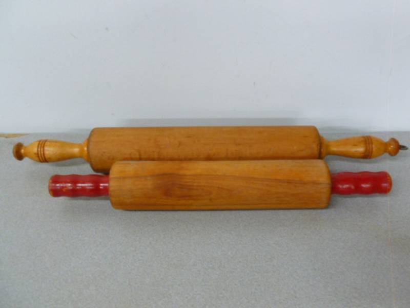lot 123 image: Vintage Rolling Pins