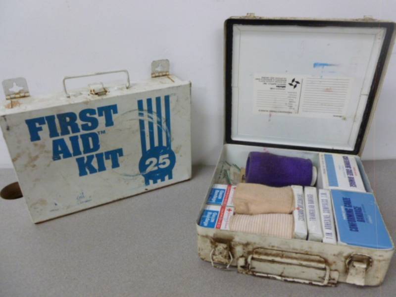 lot 167 image: Vintage First Aid Kit