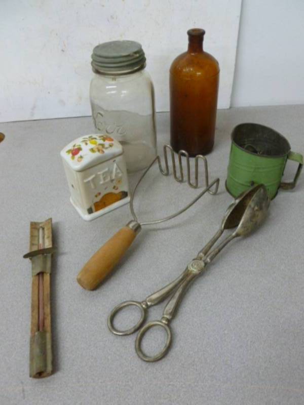 lot 169 image: Vintage Kitchen