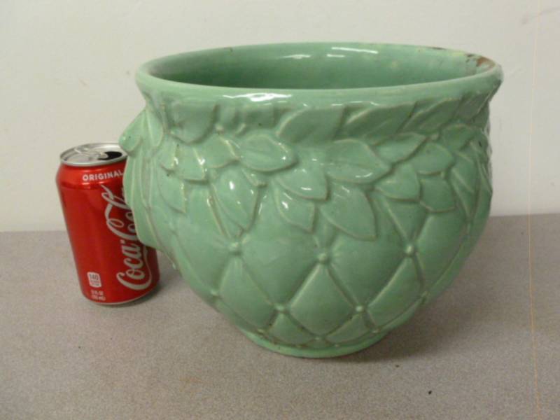 lot 174 image: Vintage McCoy