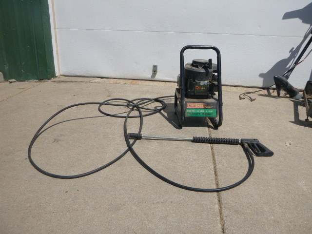 lot 14 image: Craftsman Pressure Washer