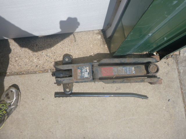 lot 16 image: MVP Pro-Lift 2 12 Ton Jack