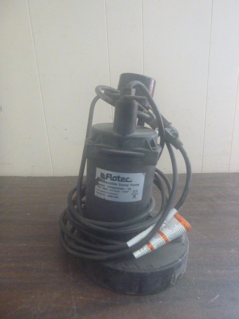 lot 41 image: Flotec Submersible Sump Pump
