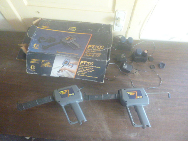 lot 47 image: Graco Cordless Caulking Gun
