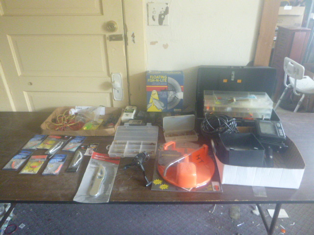 lot 52 image: Fishing Items