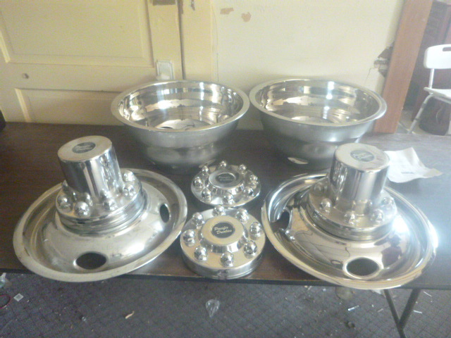 lot 64 image: Pacific Dualies Simulated Custom Wheels
